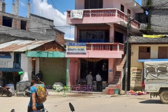 बैतडीको गोठलापानी बजारमा पार्किङ निषेध 